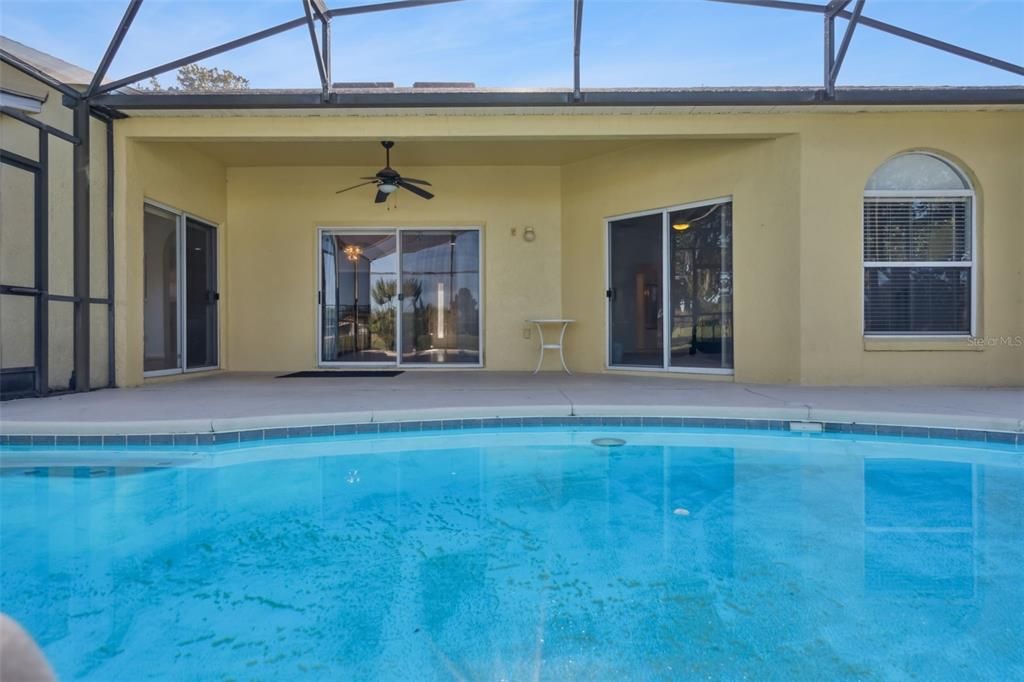 For Sale: $575,000 (4 beds, 2 baths, 2375 Square Feet)