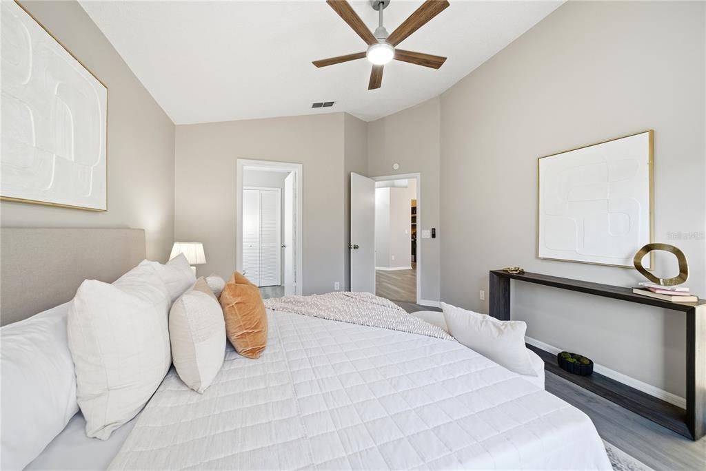 На продажу: $317,500 (3 спален, 2 ванн, 1243 Квадратных фут)