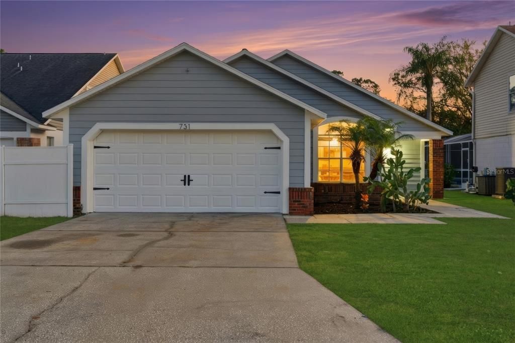 На продажу: $317,500 (3 спален, 2 ванн, 1243 Квадратных фут)