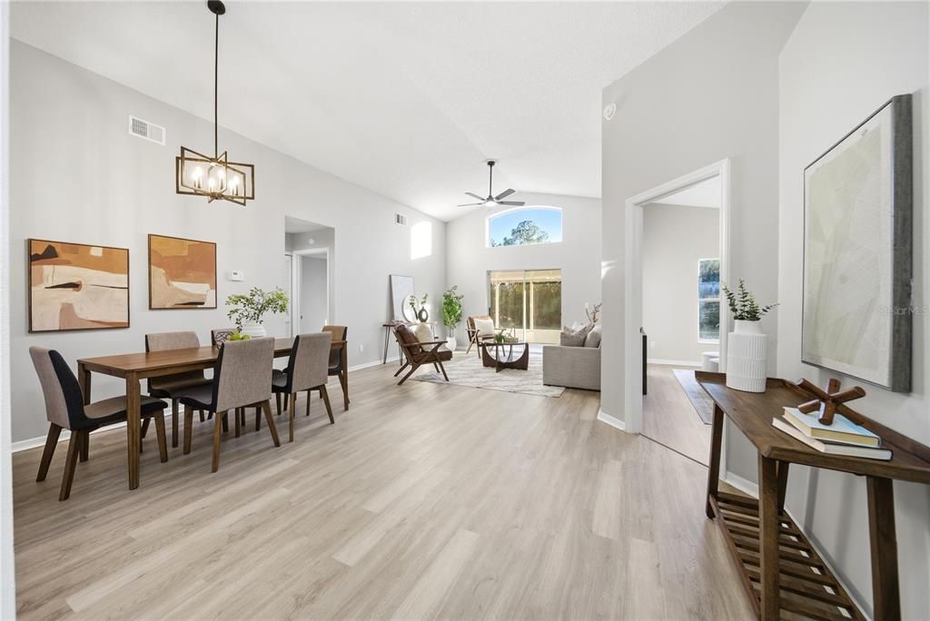 На продажу: $317,500 (3 спален, 2 ванн, 1243 Квадратных фут)