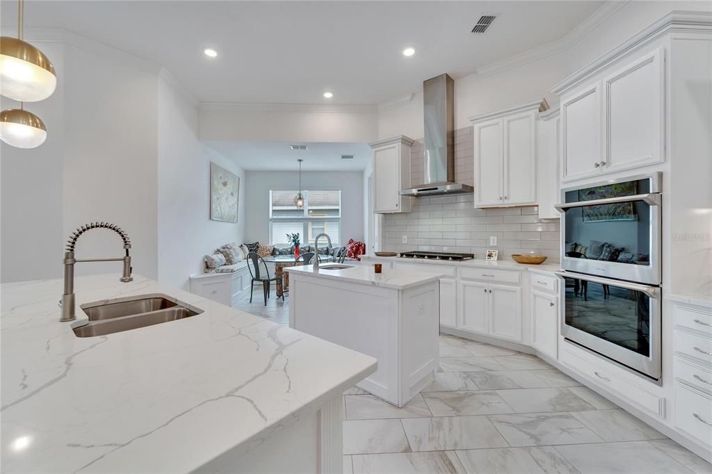 待售: $599,000 (4 贝兹, 3 浴室, 2625 平方英尺)