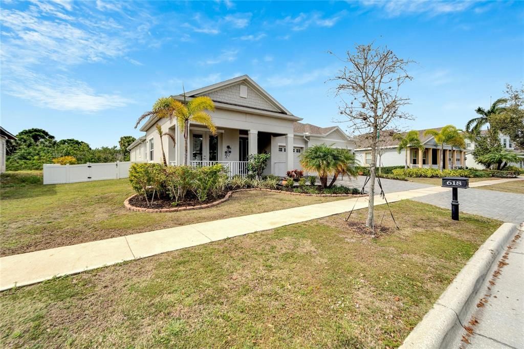 待售: $599,000 (4 贝兹, 3 浴室, 2625 平方英尺)