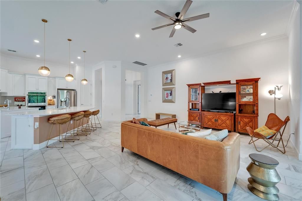 待售: $599,000 (4 贝兹, 3 浴室, 2625 平方英尺)