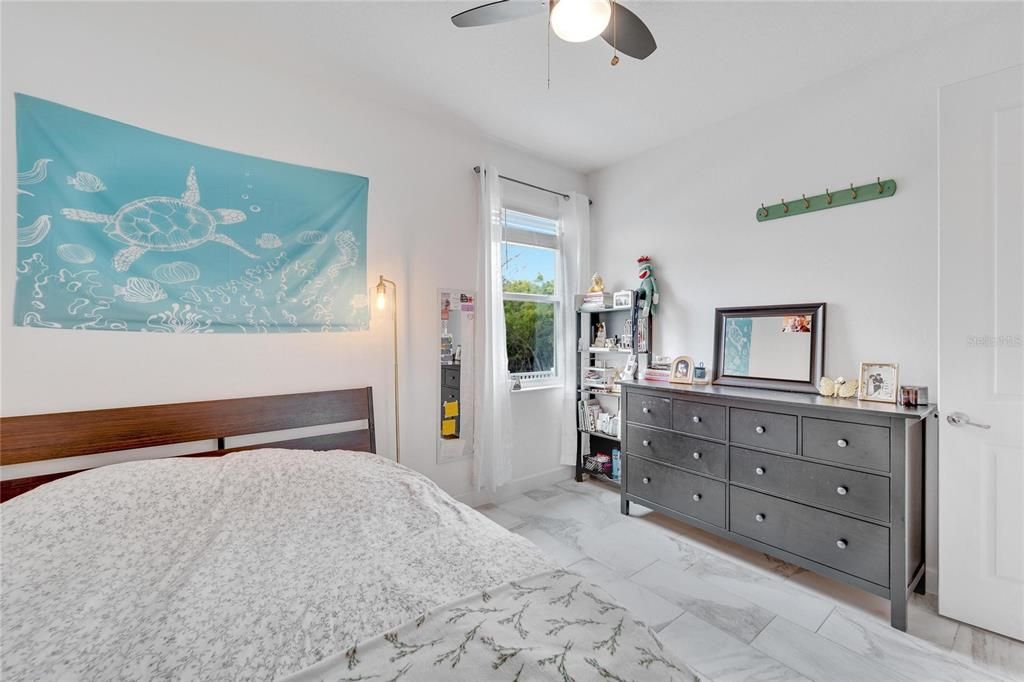 待售: $599,000 (4 贝兹, 3 浴室, 2625 平方英尺)