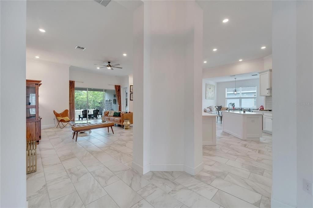 待售: $599,000 (4 贝兹, 3 浴室, 2625 平方英尺)