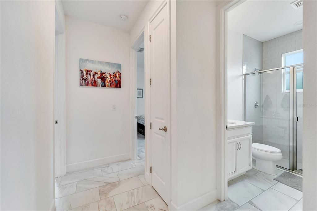 待售: $599,000 (4 贝兹, 3 浴室, 2625 平方英尺)