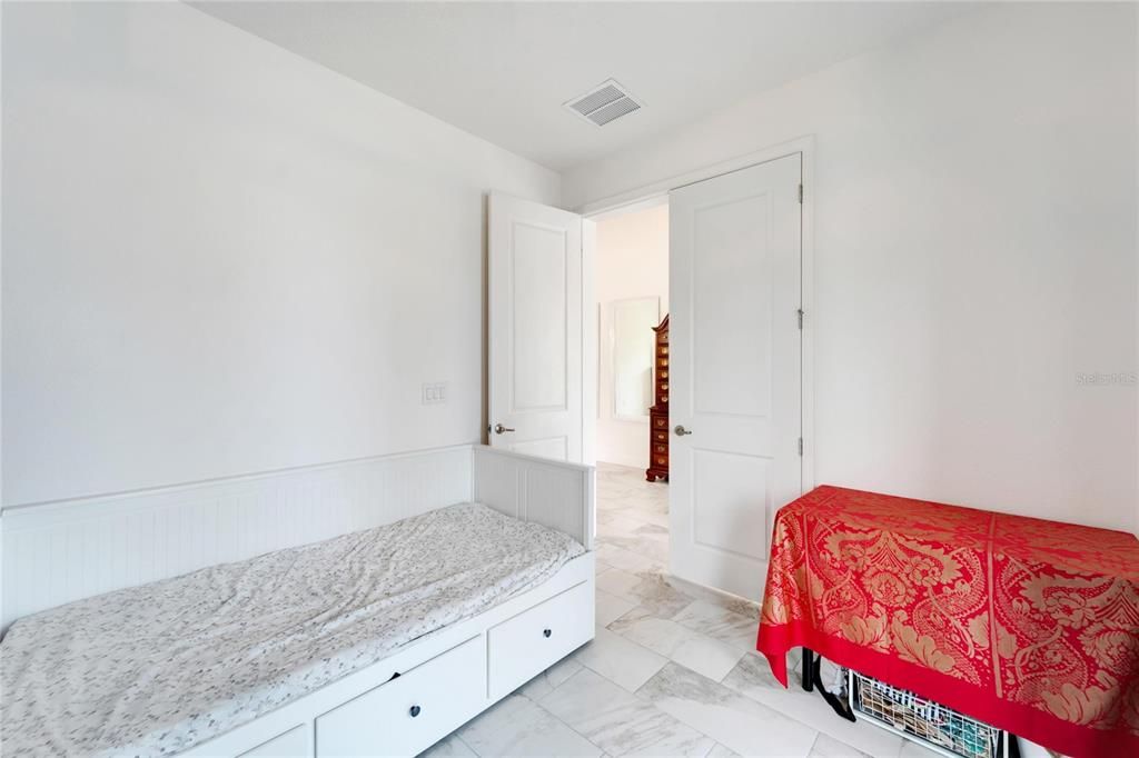 待售: $599,000 (4 贝兹, 3 浴室, 2625 平方英尺)