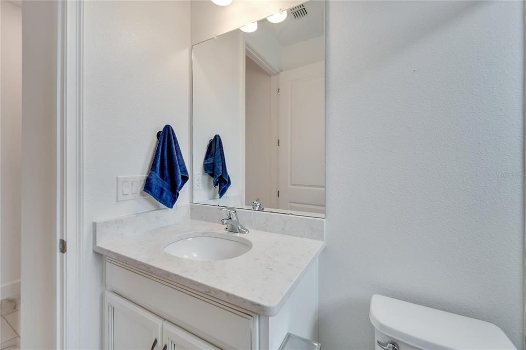 待售: $599,000 (4 贝兹, 3 浴室, 2625 平方英尺)