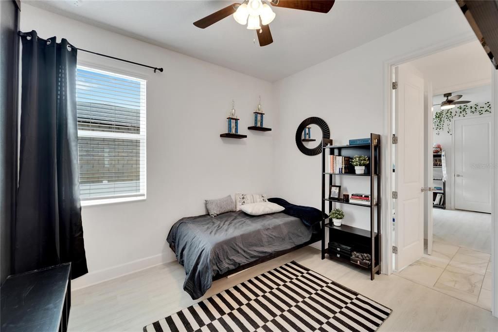 待售: $599,000 (4 贝兹, 3 浴室, 2625 平方英尺)