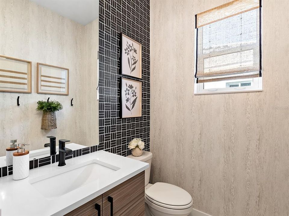 For Sale: $1,995,000 (3 beds, 3 baths, 3500 Square Feet)