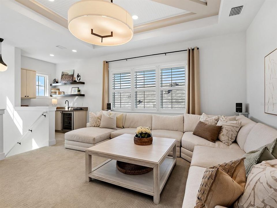 For Sale: $1,995,000 (3 beds, 3 baths, 3500 Square Feet)