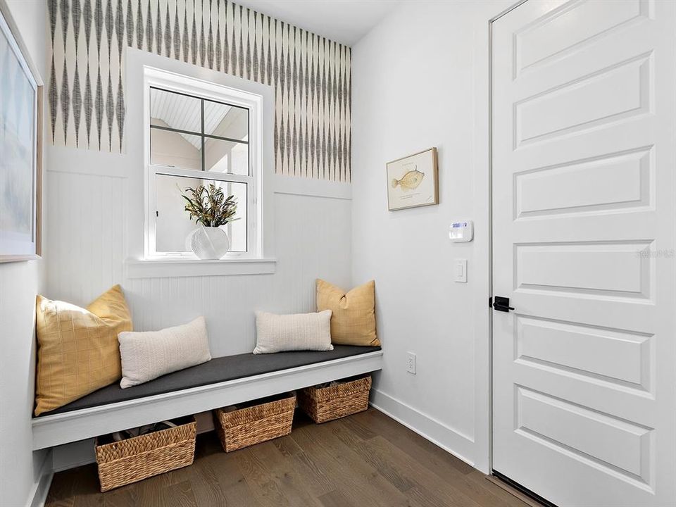 For Sale: $1,995,000 (3 beds, 3 baths, 3500 Square Feet)