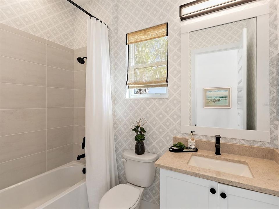 For Sale: $1,995,000 (3 beds, 3 baths, 3500 Square Feet)