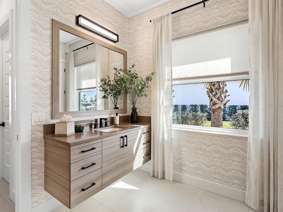 For Sale: $1,995,000 (3 beds, 3 baths, 3500 Square Feet)