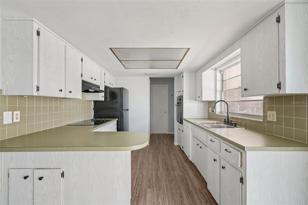 En Venta: $175,000 (2 camas, 1 baños, 982 Pies cuadrados)