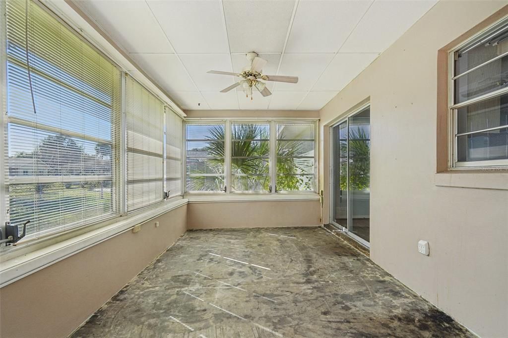 En Venta: $175,000 (2 camas, 1 baños, 982 Pies cuadrados)