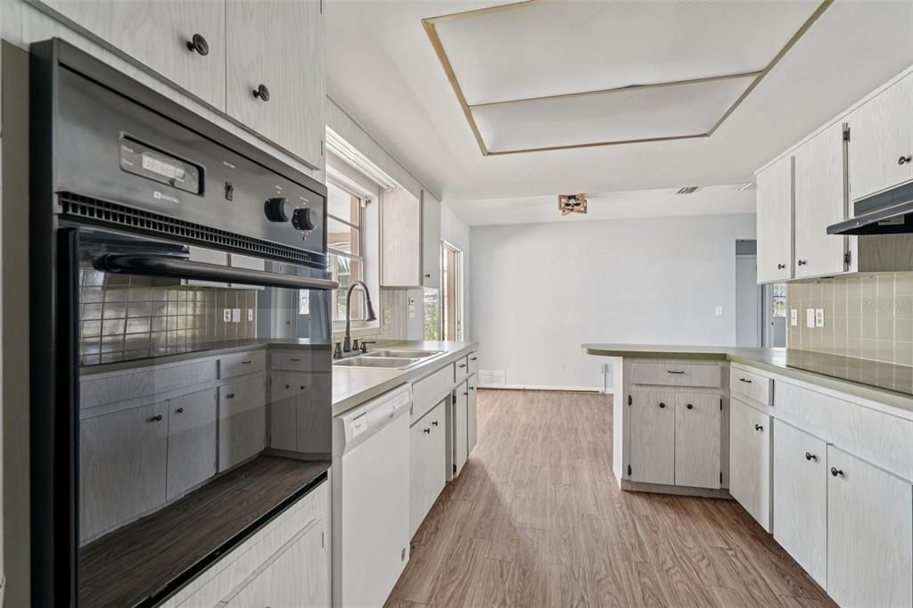 En Venta: $175,000 (2 camas, 1 baños, 982 Pies cuadrados)