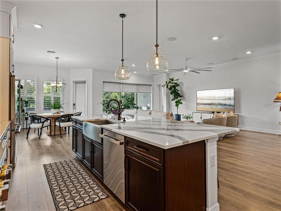 For Rent: $4,300 (4 beds, 4 baths, 3635 Square Feet)