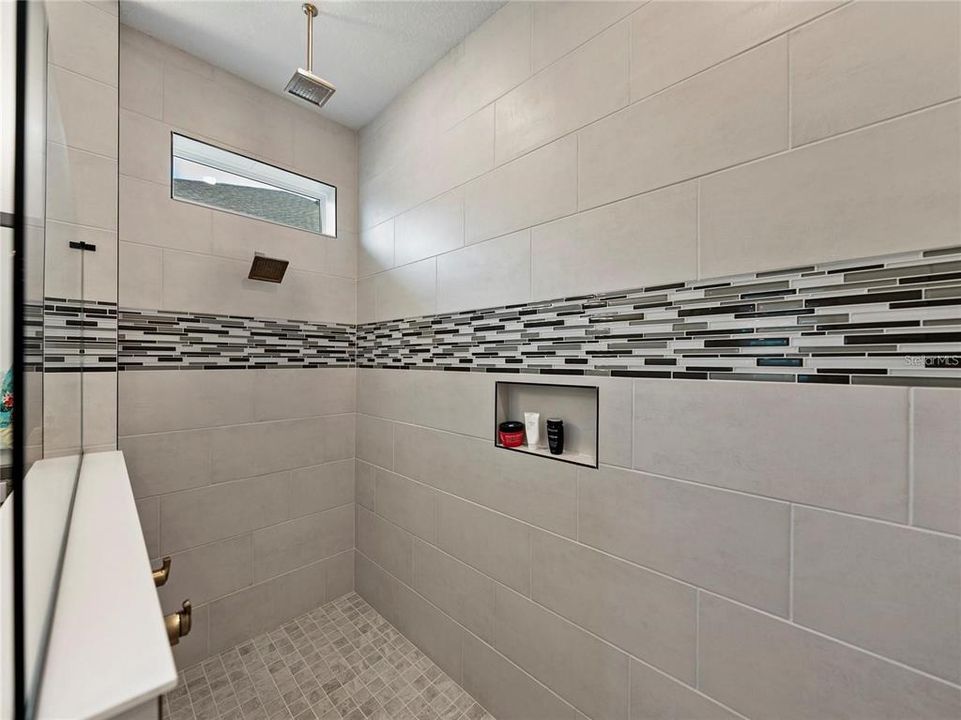 For Rent: $4,300 (4 beds, 4 baths, 3635 Square Feet)