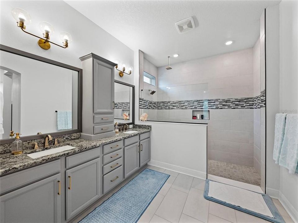 For Rent: $4,300 (4 beds, 4 baths, 3635 Square Feet)