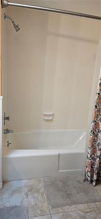 На продажу: $329,900 (2 спален, 2 ванн, 1753 Квадратных фут)