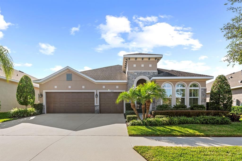 For Sale: $599,000 (4 beds, 3 baths, 2514 Square Feet)