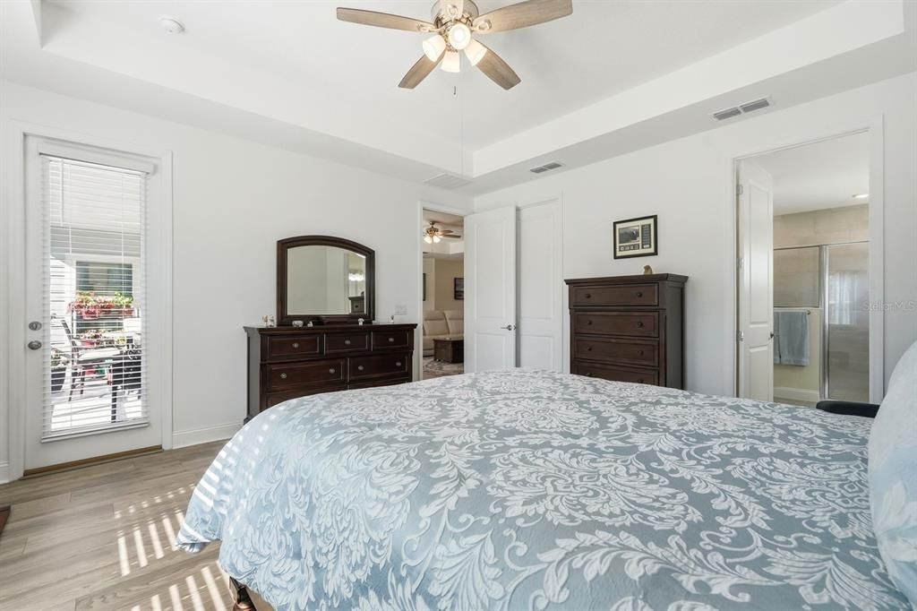 For Sale: $479,900 (4 beds, 2 baths, 2332 Square Feet)