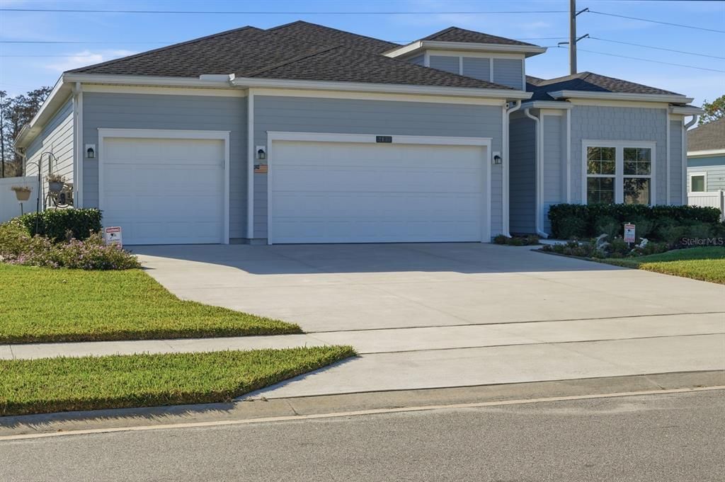 For Sale: $479,900 (4 beds, 2 baths, 2332 Square Feet)