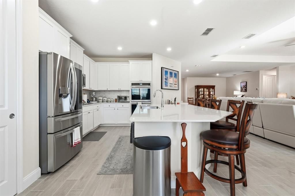 For Sale: $479,900 (4 beds, 2 baths, 2332 Square Feet)