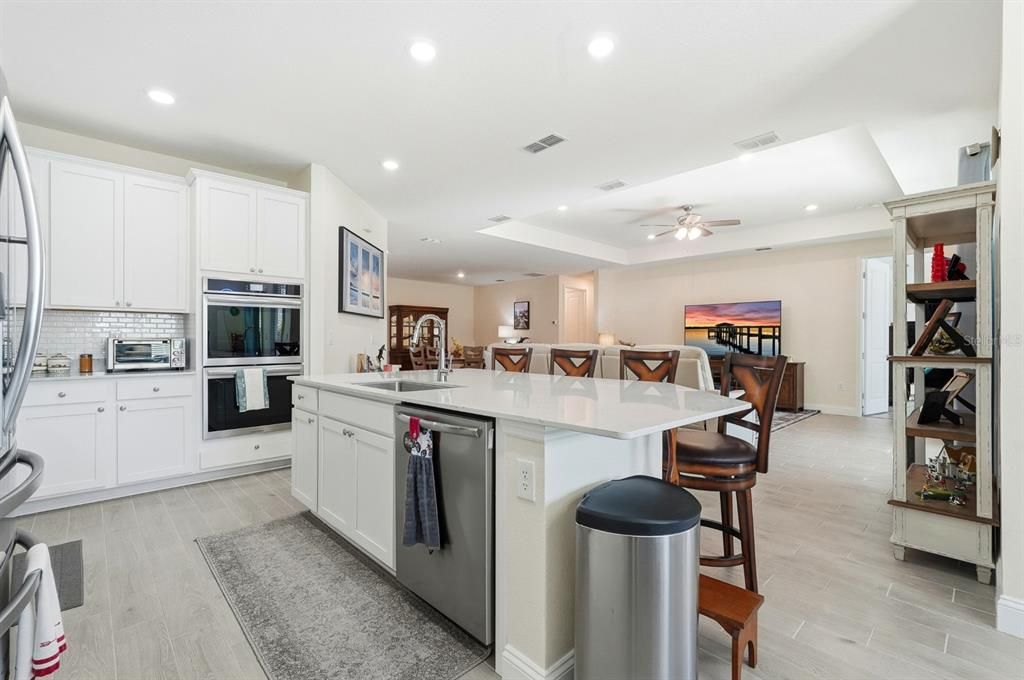 For Sale: $479,900 (4 beds, 2 baths, 2332 Square Feet)