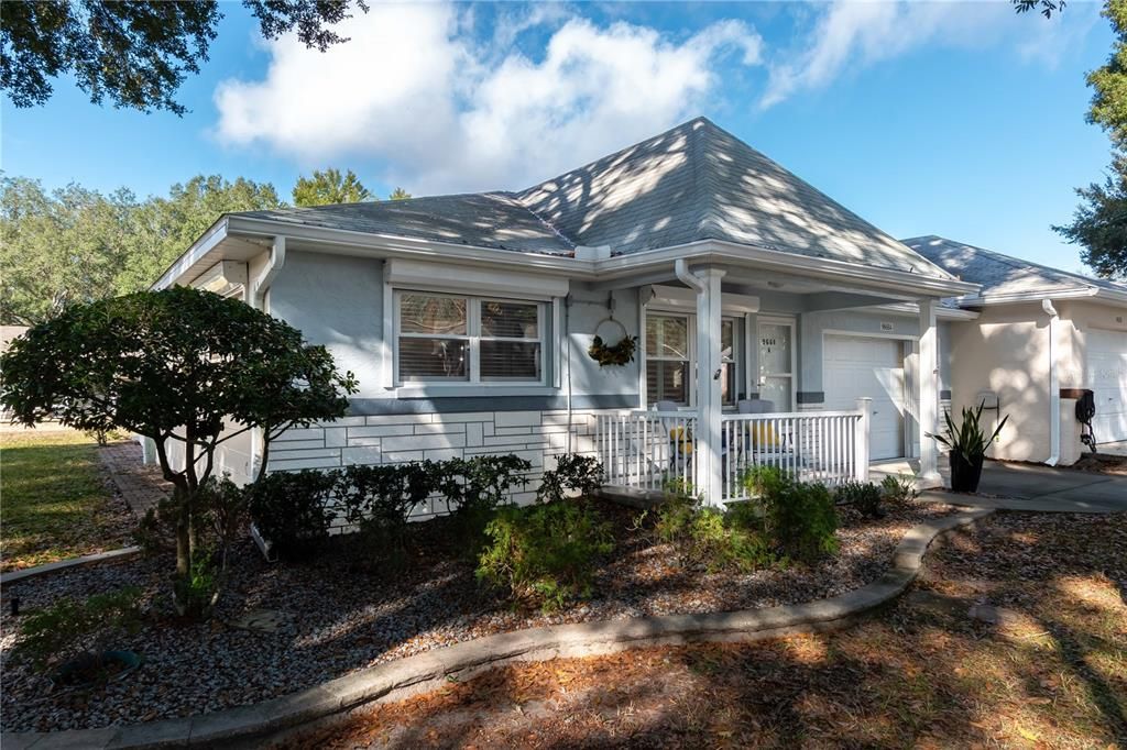 For Sale: $164,500 (2 beds, 2 baths, 1215 Square Feet)