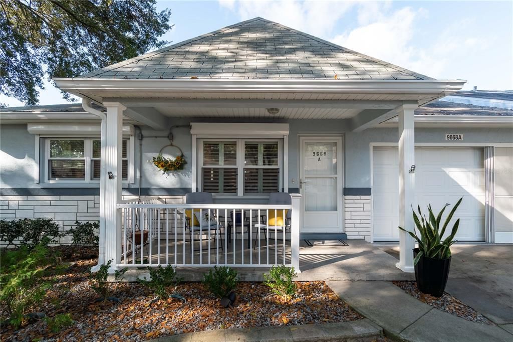 For Sale: $164,500 (2 beds, 2 baths, 1215 Square Feet)