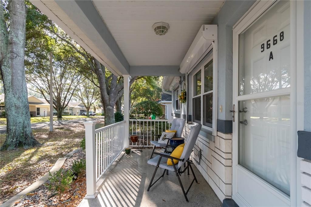 For Sale: $164,500 (2 beds, 2 baths, 1215 Square Feet)