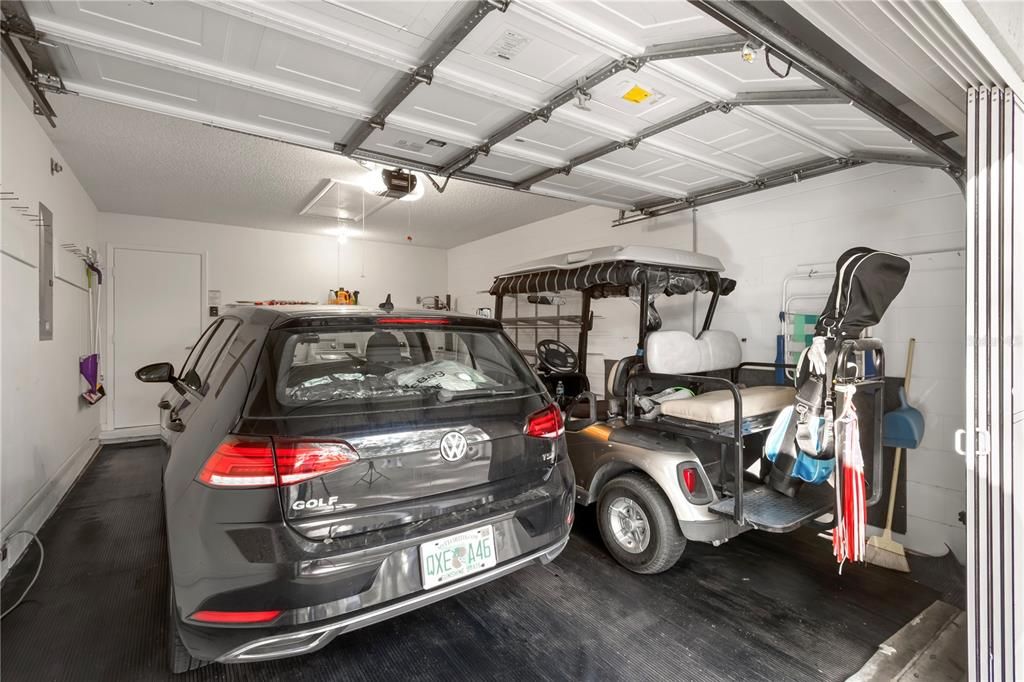 For Sale: $164,500 (2 beds, 2 baths, 1215 Square Feet)