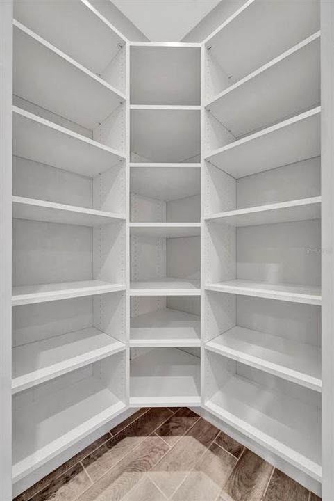 For Sale: $515,000 (3 beds, 2 baths, 1828 Square Feet)