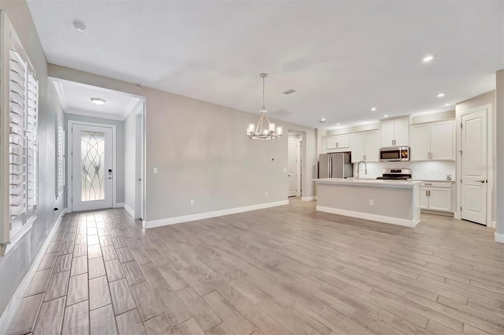 For Sale: $515,000 (3 beds, 2 baths, 1828 Square Feet)