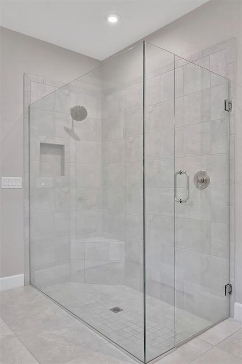 For Sale: $515,000 (3 beds, 2 baths, 1828 Square Feet)