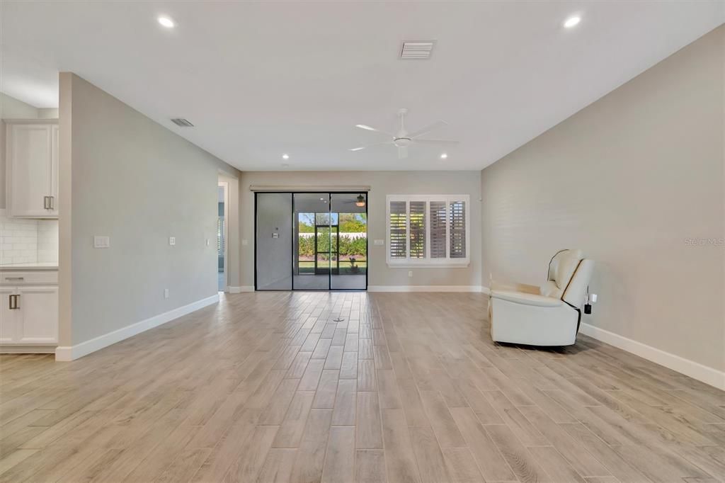 For Sale: $515,000 (3 beds, 2 baths, 1828 Square Feet)