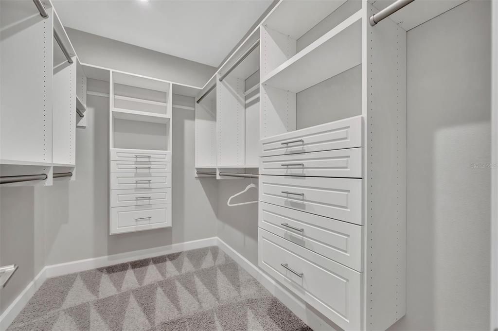 For Sale: $515,000 (3 beds, 2 baths, 1828 Square Feet)