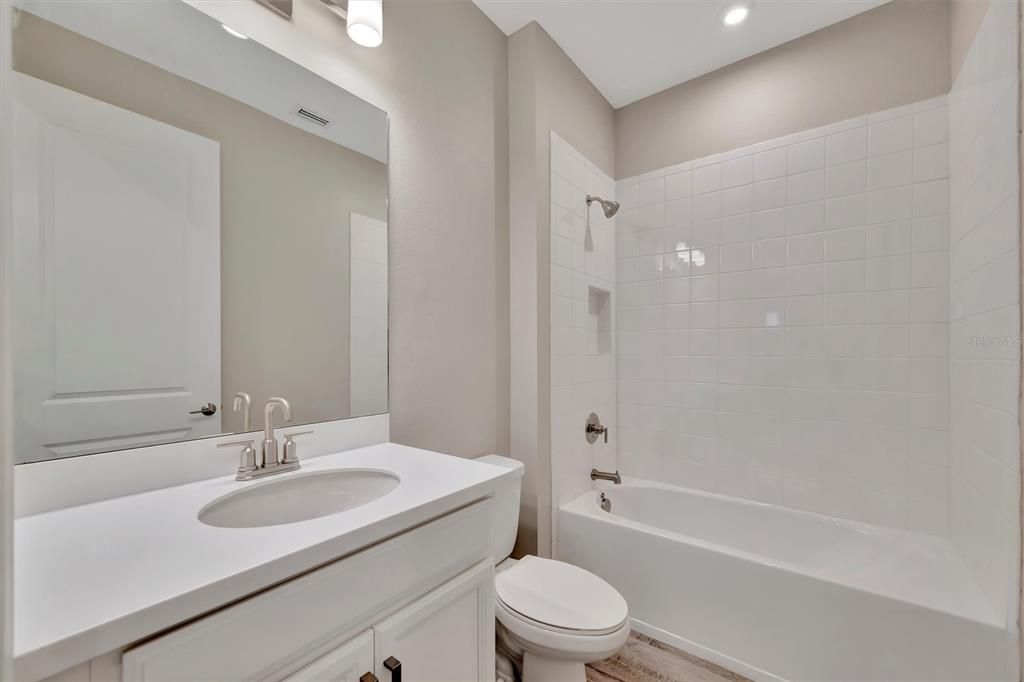 For Sale: $515,000 (3 beds, 2 baths, 1828 Square Feet)