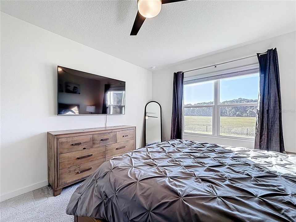 待售: $430,000 (4 贝兹, 2 浴室, 1846 平方英尺)