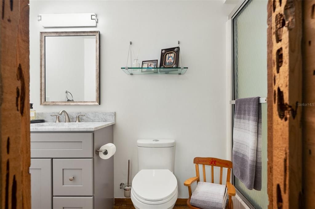 For Sale: $599,000 (6 beds, 3 baths, 3487 Square Feet)