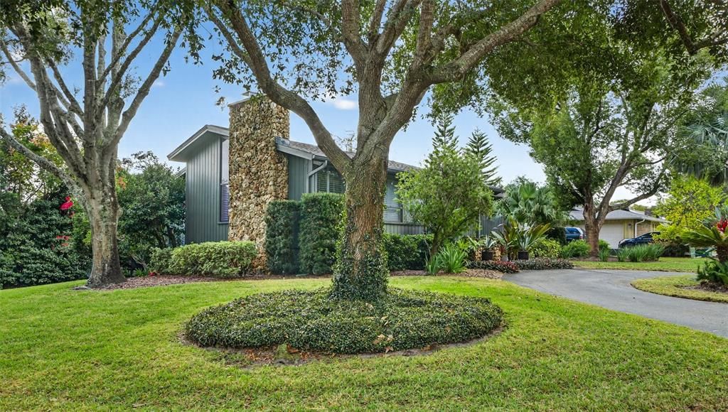 For Sale: $599,000 (6 beds, 3 baths, 3487 Square Feet)