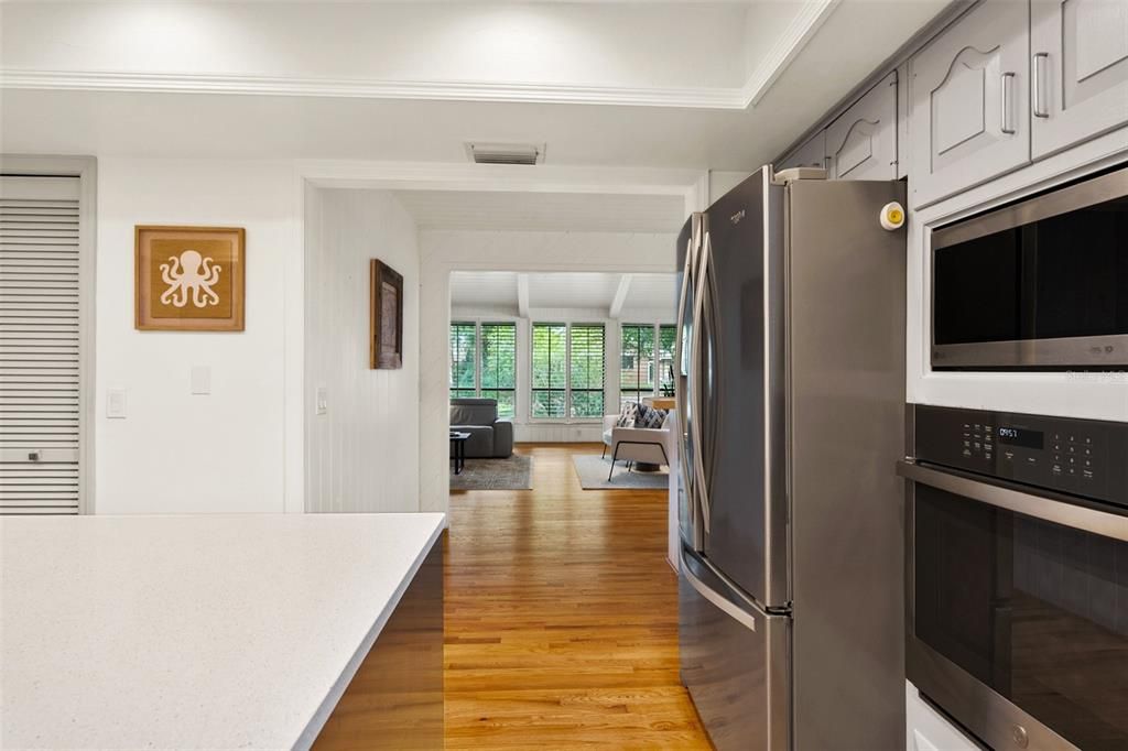 For Sale: $599,000 (6 beds, 3 baths, 3487 Square Feet)