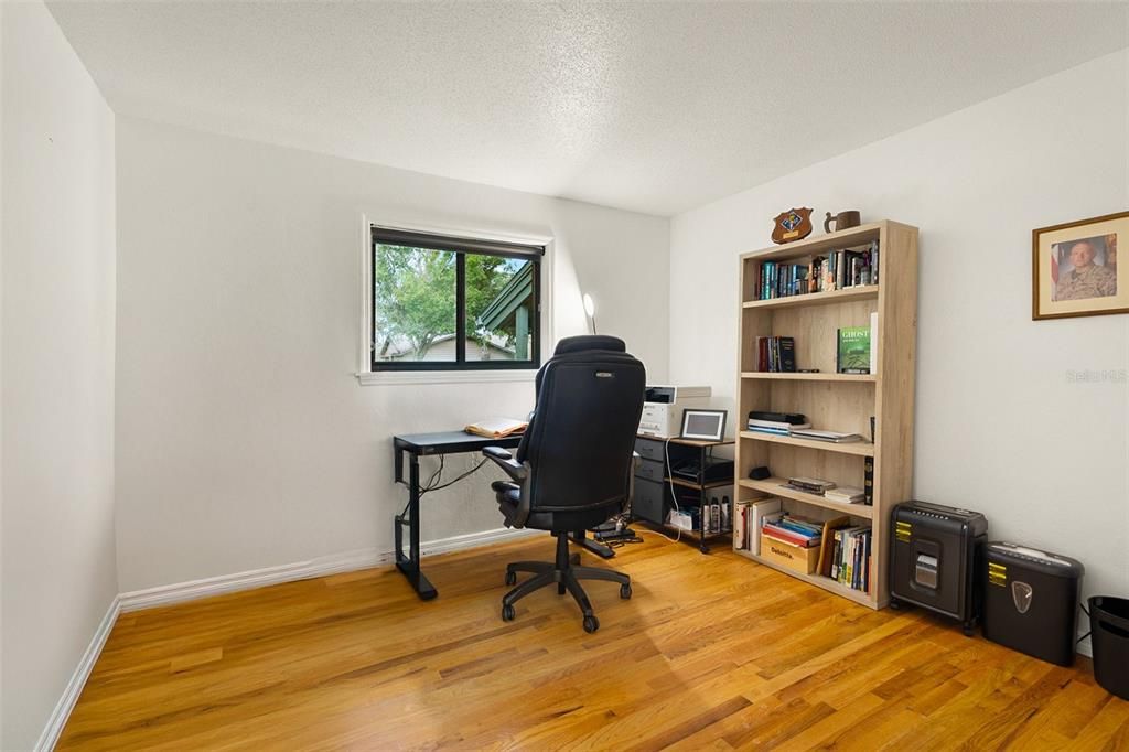 For Sale: $599,000 (6 beds, 3 baths, 3487 Square Feet)