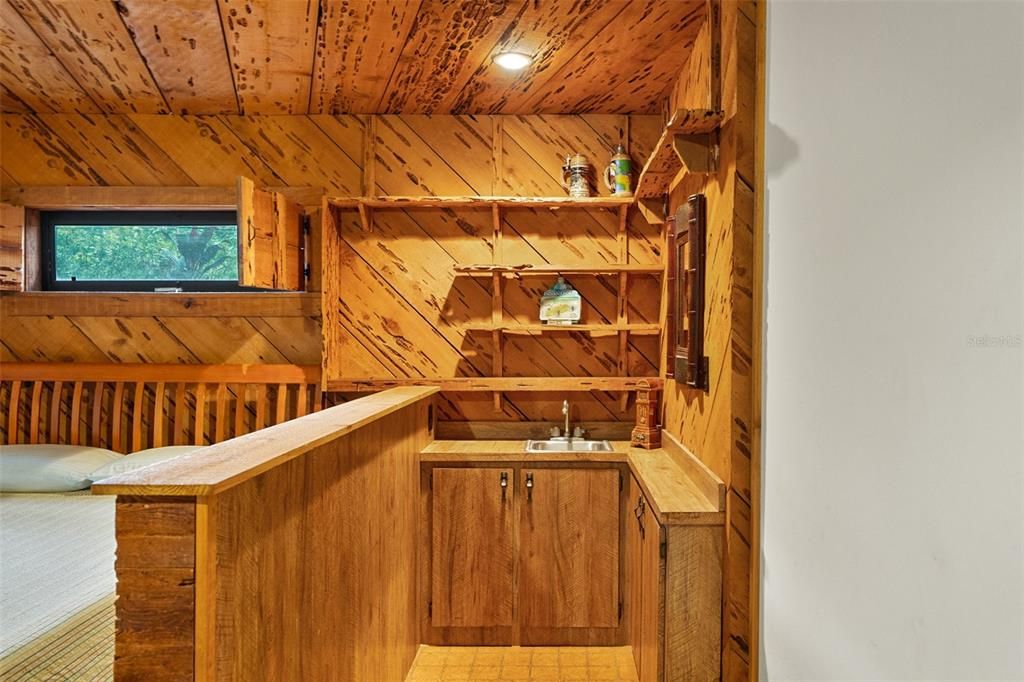 For Sale: $599,000 (6 beds, 3 baths, 3487 Square Feet)