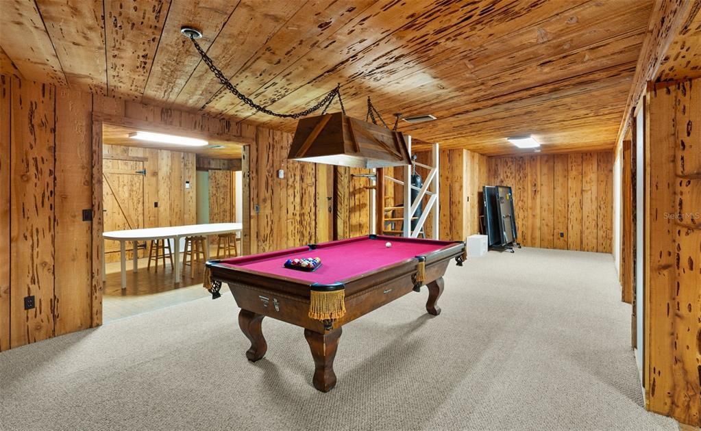 For Sale: $599,000 (6 beds, 3 baths, 3487 Square Feet)