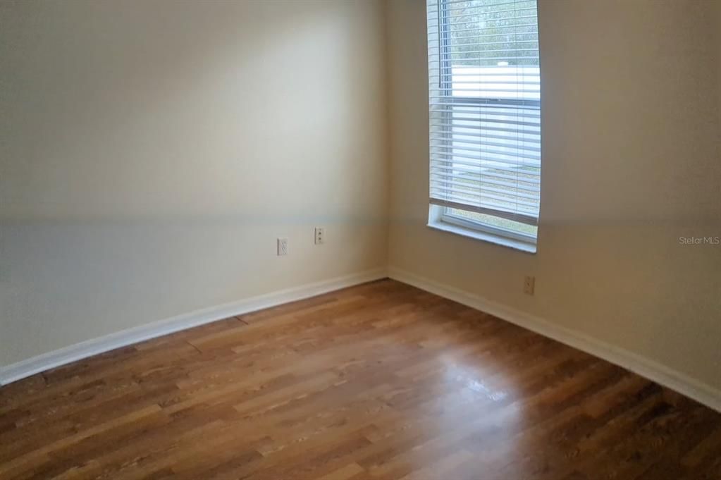 For Sale: $350,000 (3 beds, 2 baths, 1740 Square Feet)