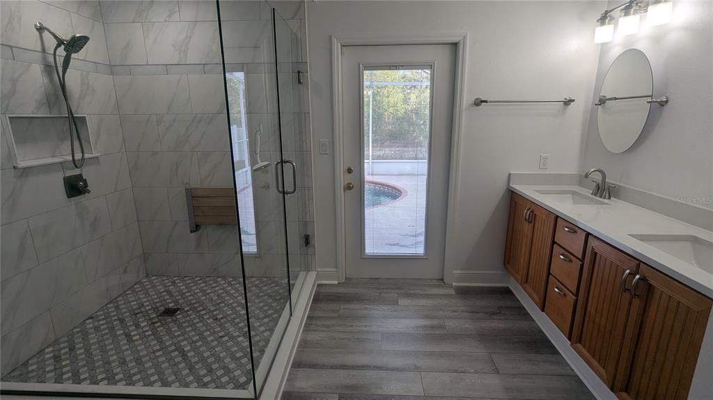 For Sale: $350,000 (3 beds, 2 baths, 1740 Square Feet)