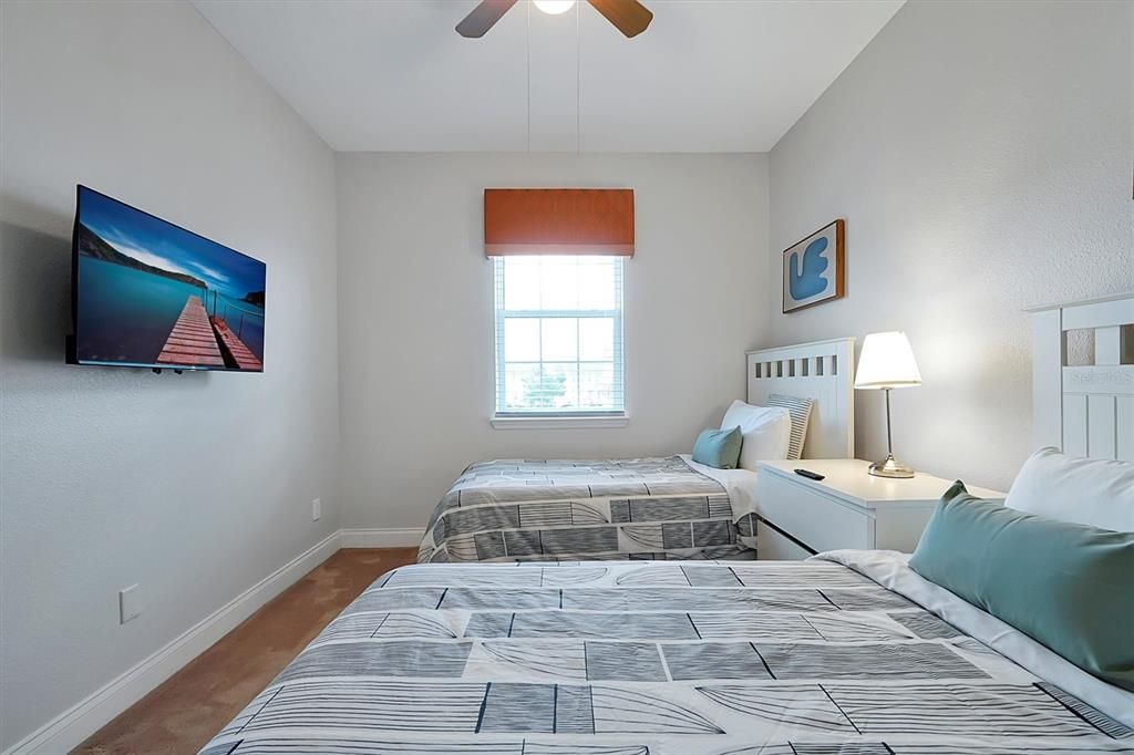 For Rent: $2,900 (5 beds, 4 baths, 2340 Square Feet)